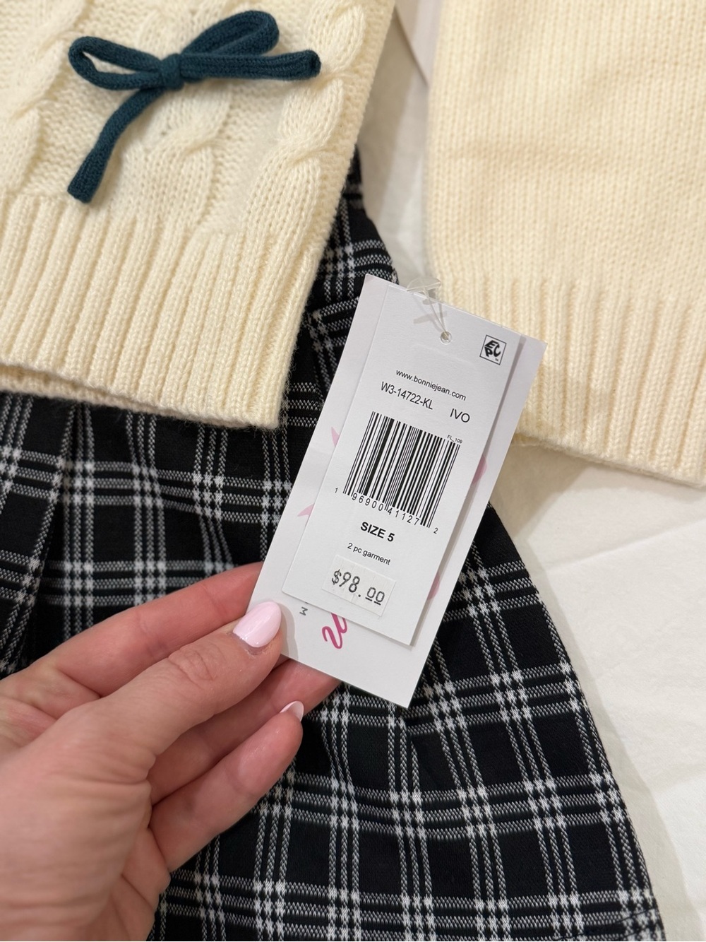 Bonnie Jean NWT Girls 2pc Bow Sweater & Plaid Skirt Set Size 5 - Picture 2 of 4